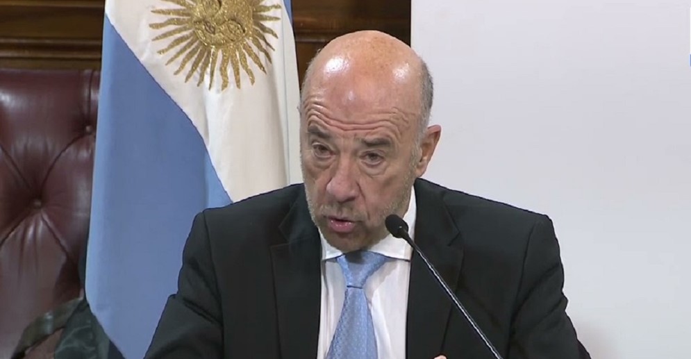 ¡FIJA POSICIÓN! El embajador de Argentina en Caracas condena «secuestro» del avión venezolano