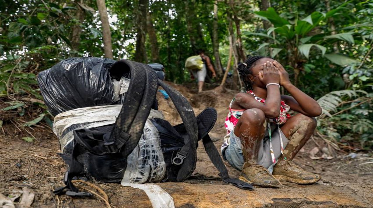 ¡MÁS DE 200 NIÑOS SIN ADULTOS! fueron hallados en mayo en la selva del Darién: Venezolanos rescatan a menor abandonada